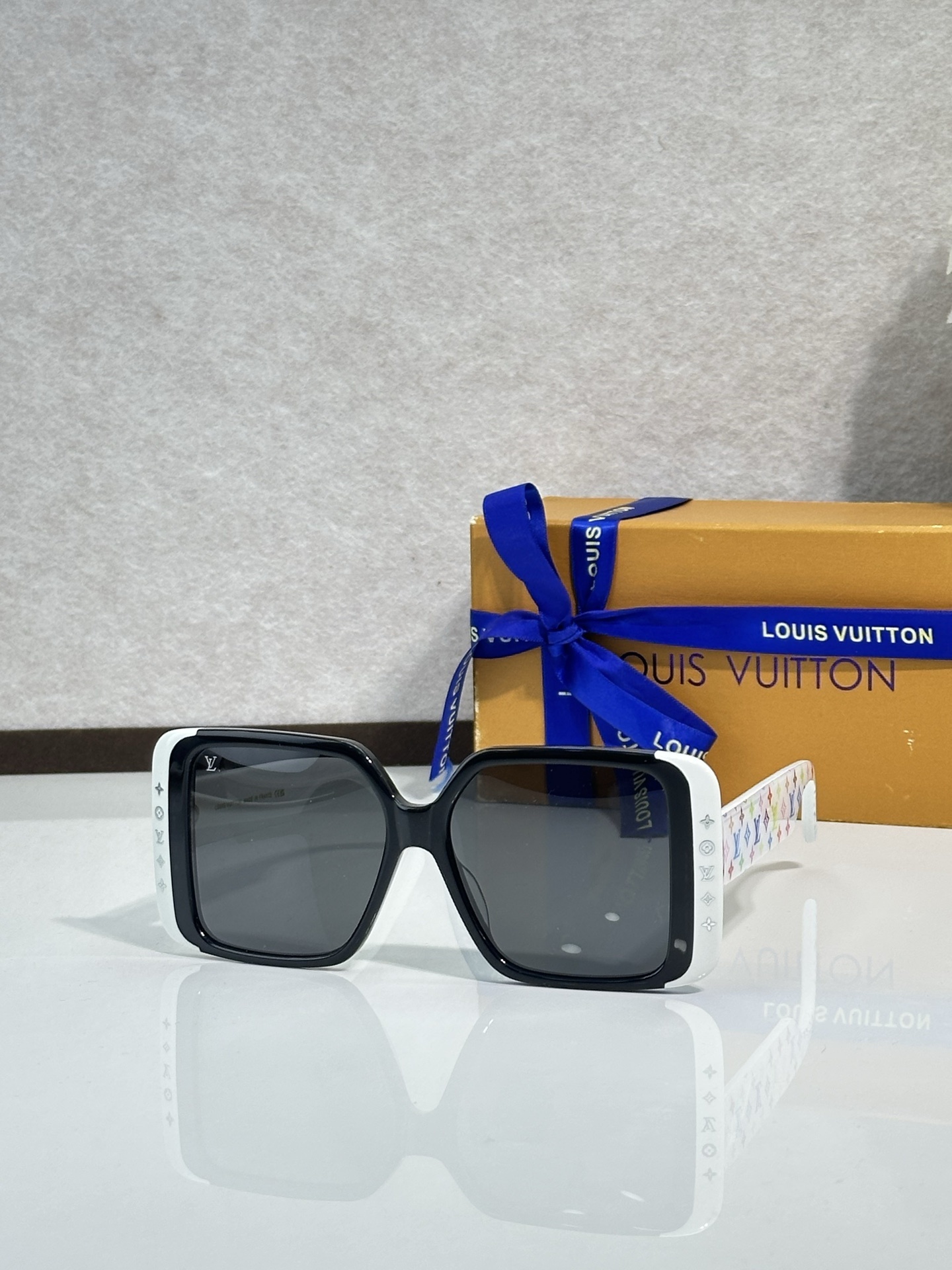 LV sunglasses