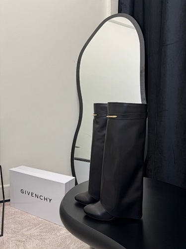 GIVENCHY Shark Boots
