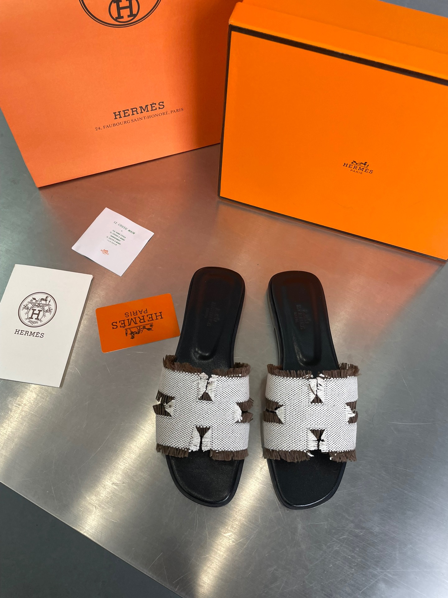 HERMES Oran Slippers
