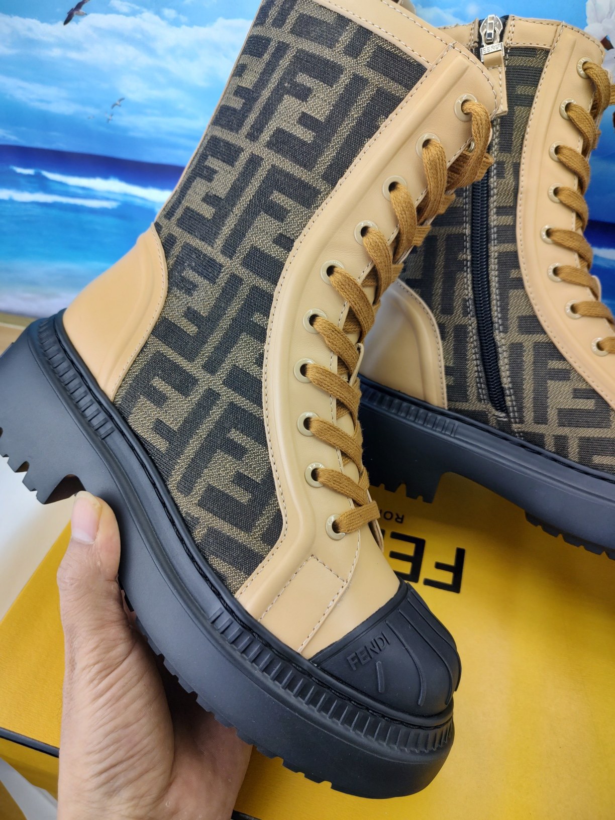 FENDI Domino