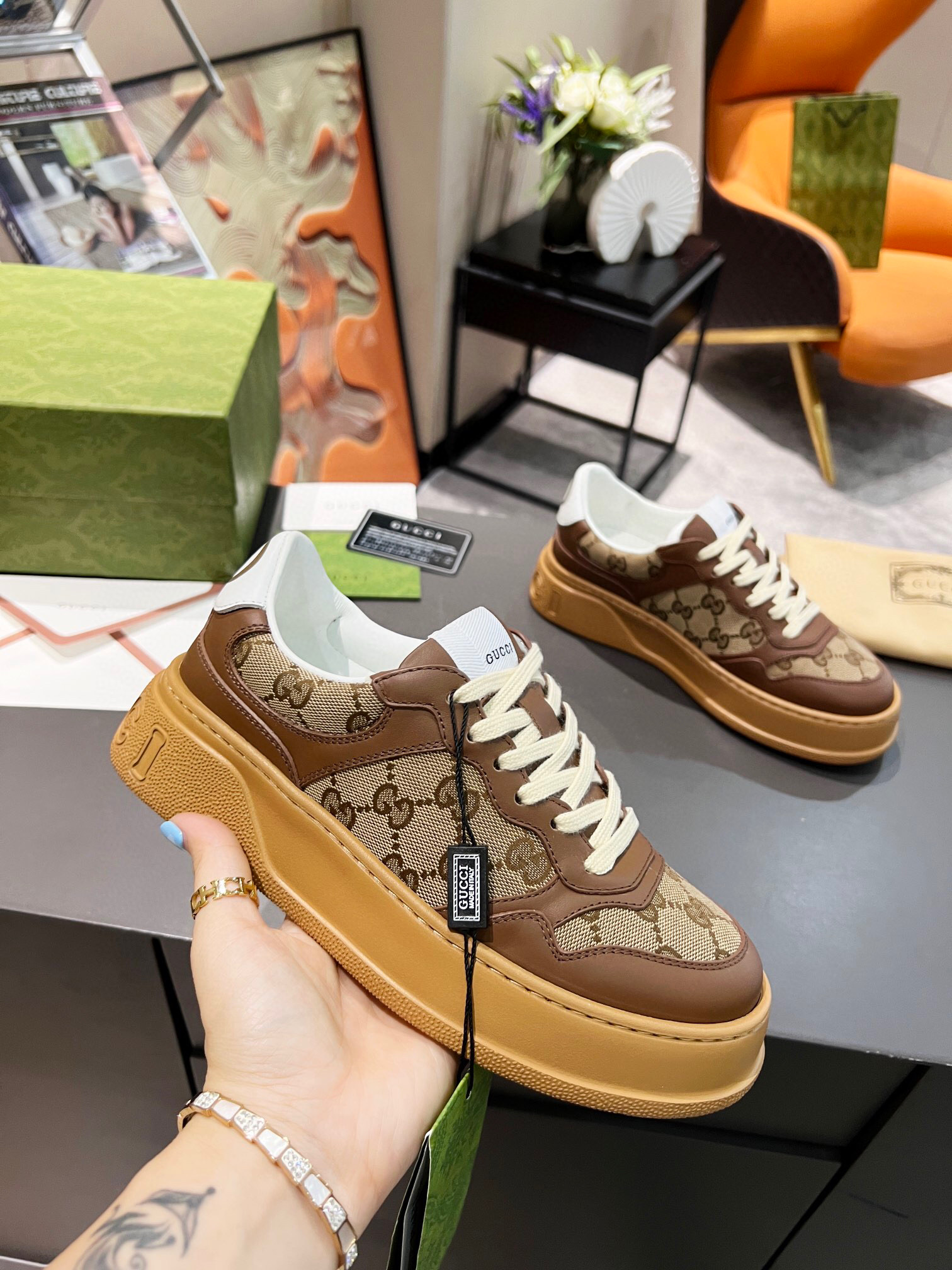 Gucci Women's GG sneakers