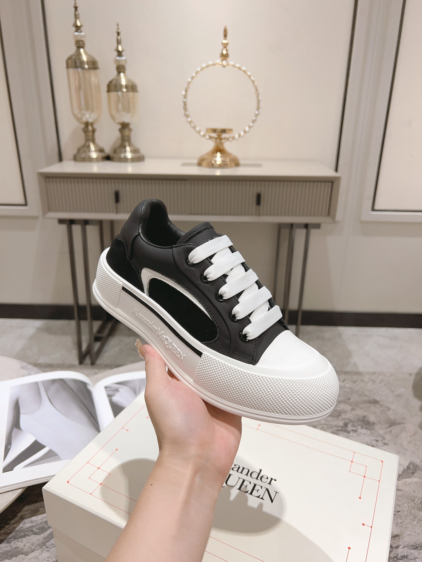 Alexander Mcqueen Sneakers
