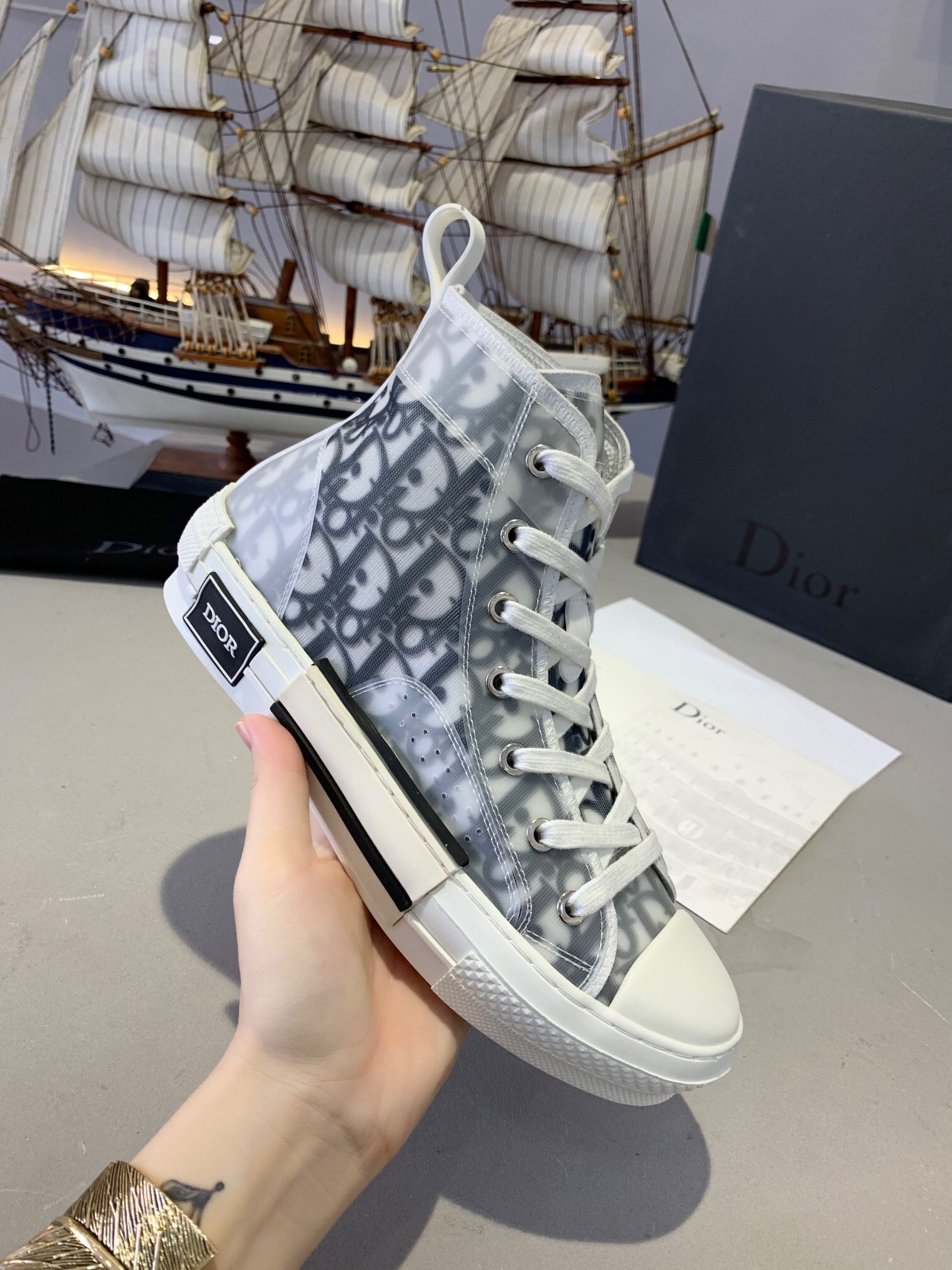Dior Essentials B23 High-top Sneakers