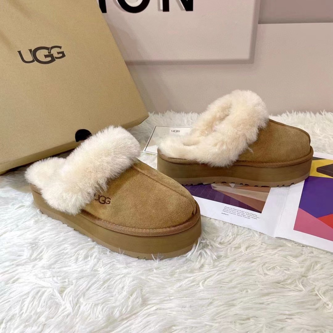 UGG Slippers