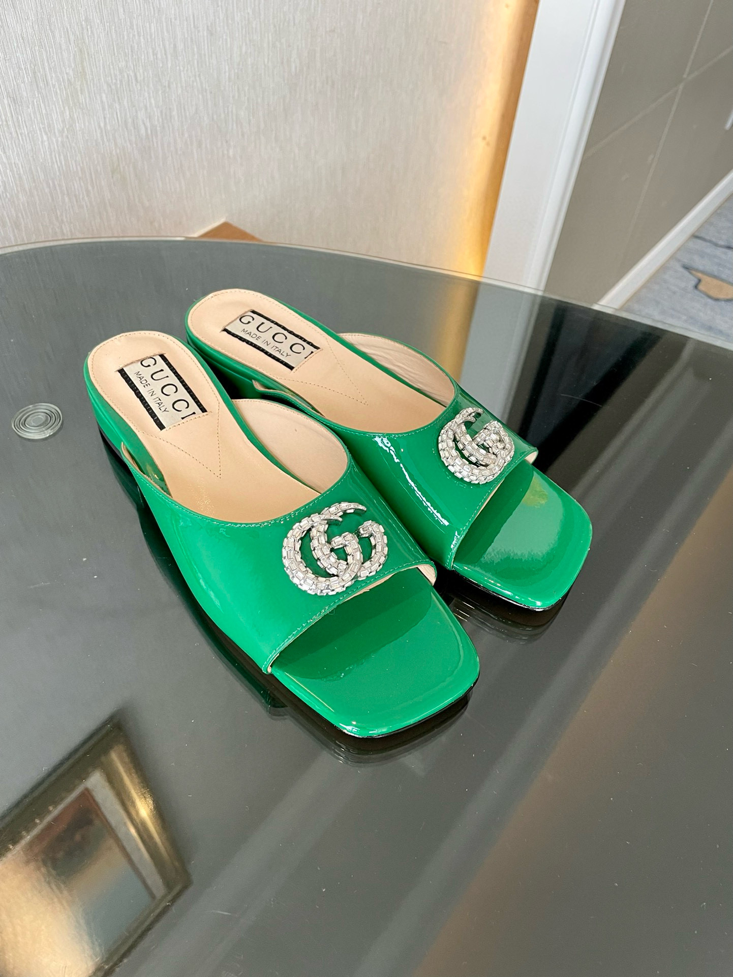 GUCCI Rhinestone slippers with buckle