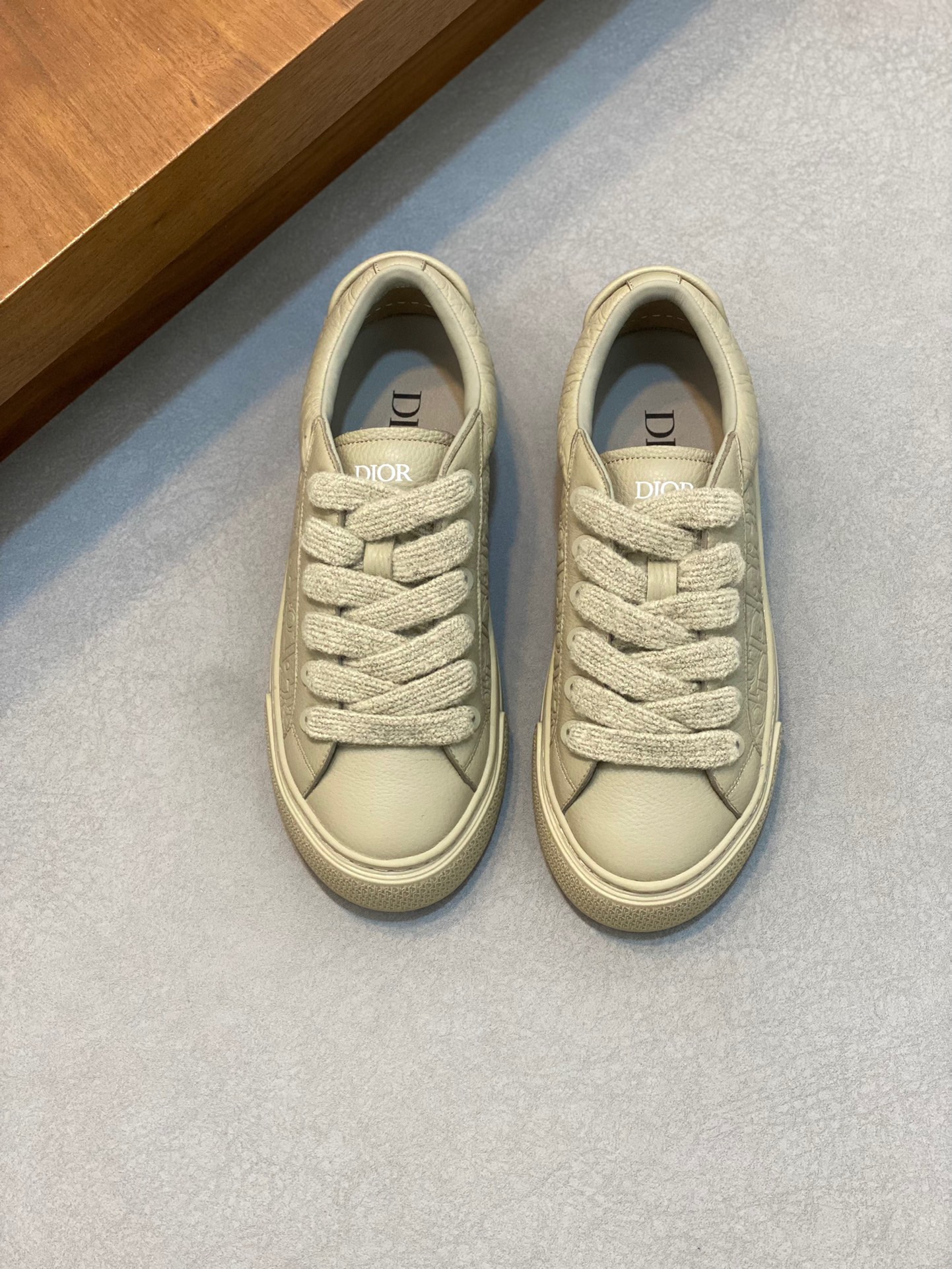 Dior x Denim Tears co-branded B33 sneakers