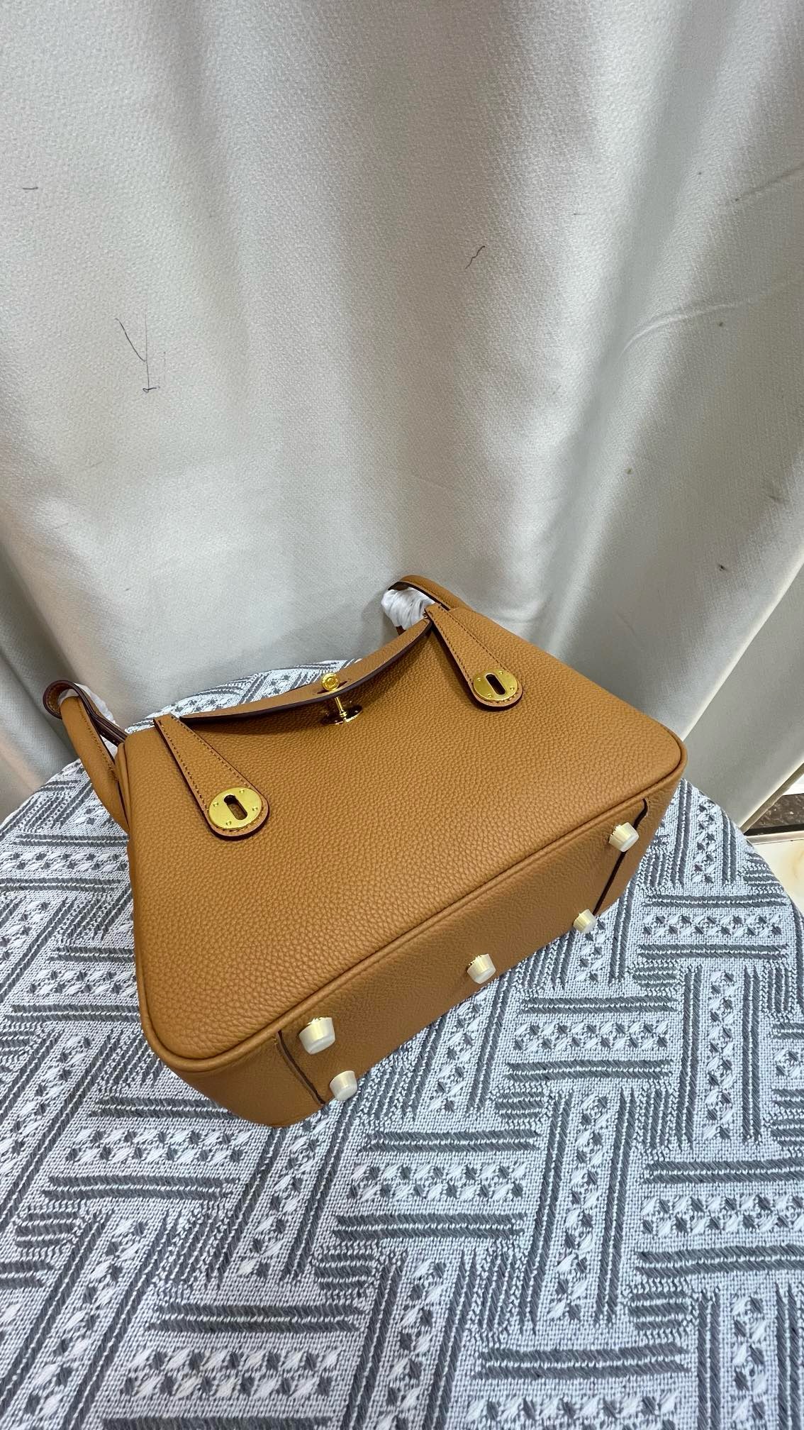 HERMES Lindy Bag