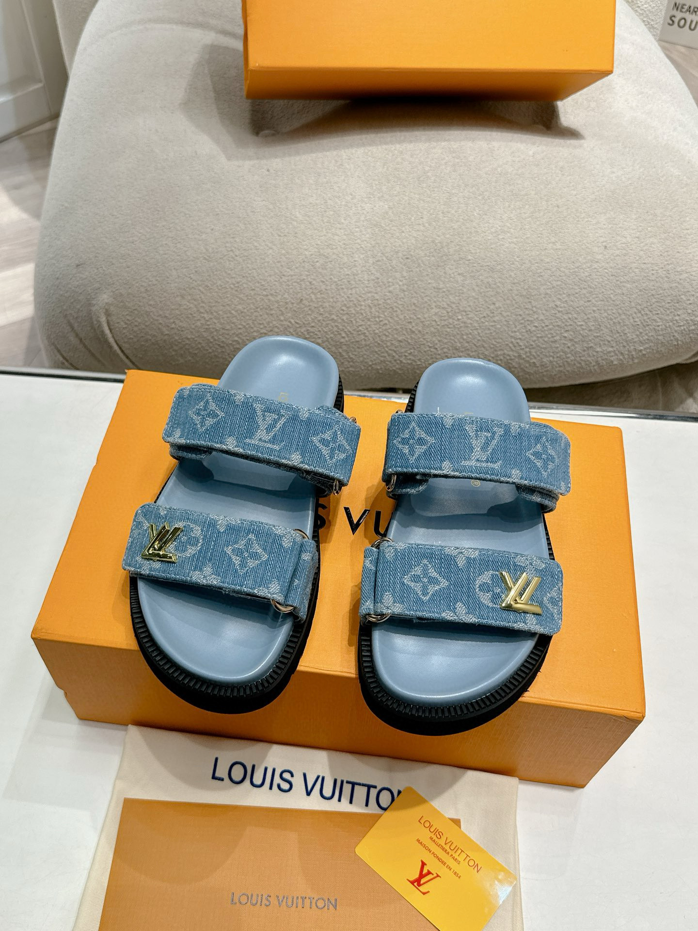 LV SUNSET COMFORT Slippers