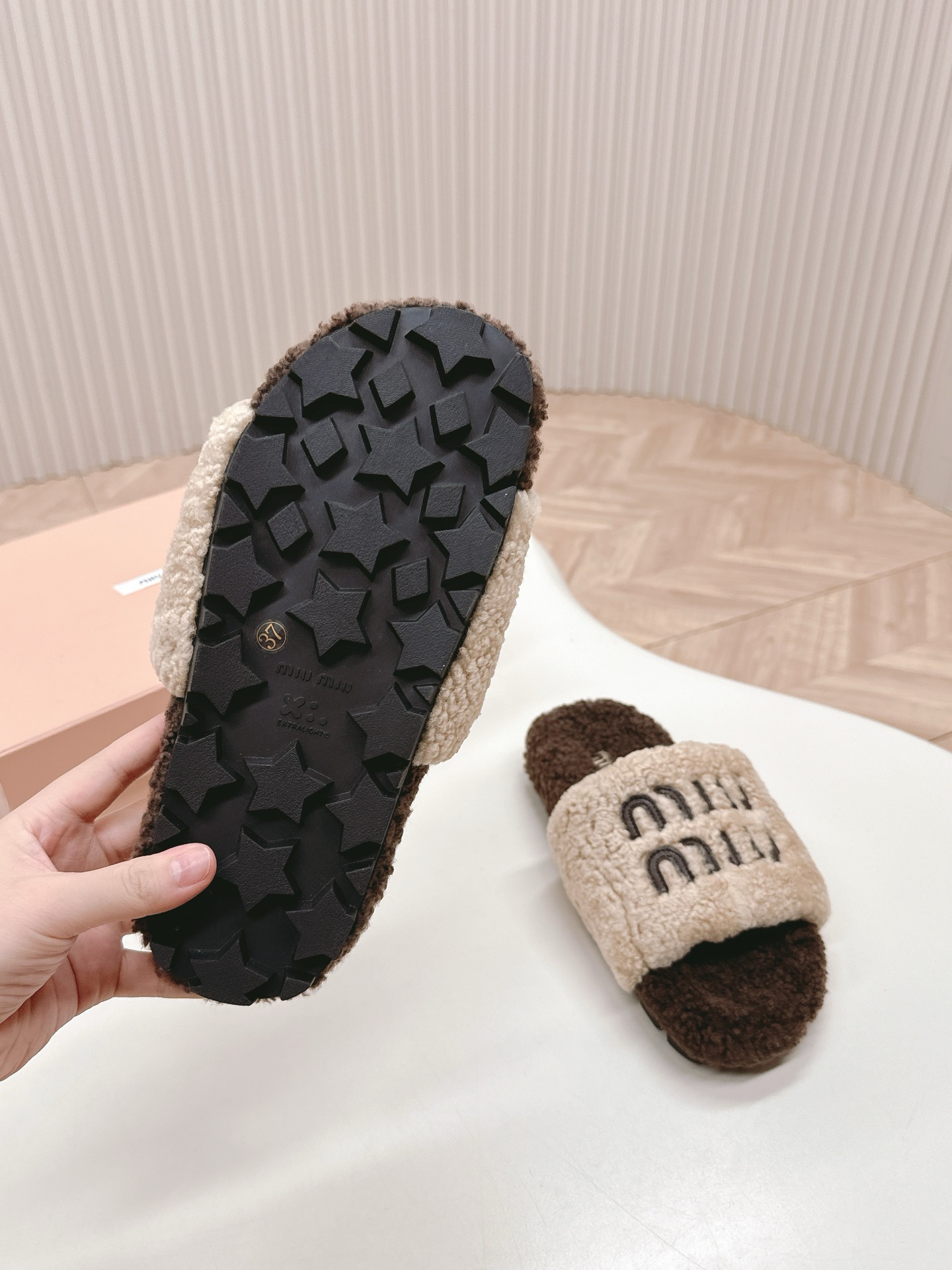 MIU MIU Wool slippers