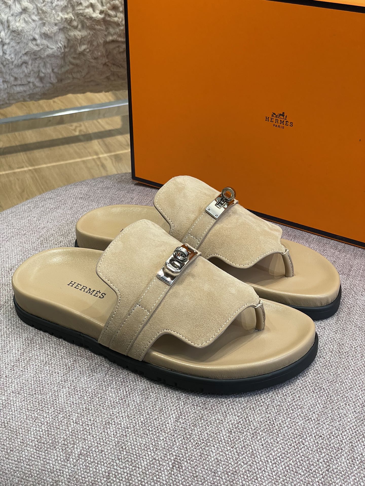 Hermès new pure leather classic Kelly flip-flops