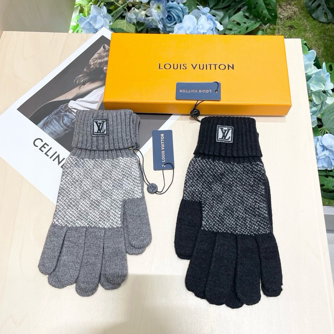 LV Gloves