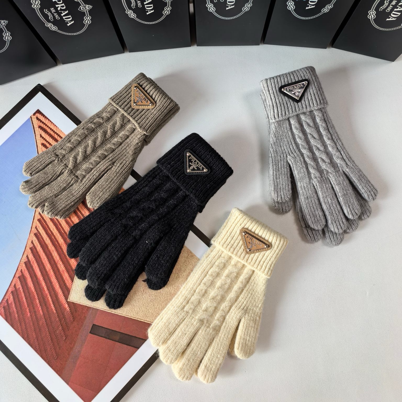 PRADA Gloves