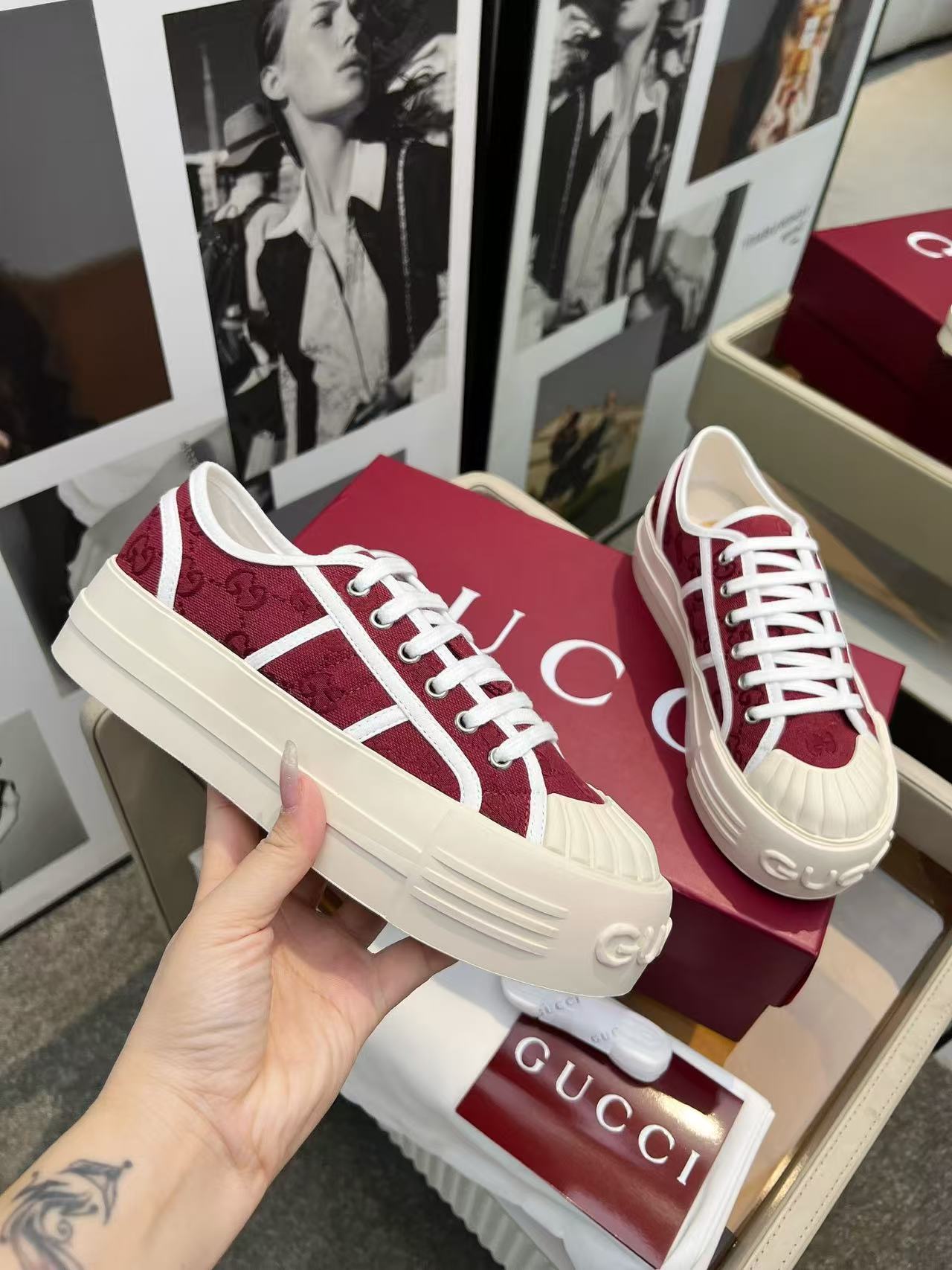 GUCCI Sneakers