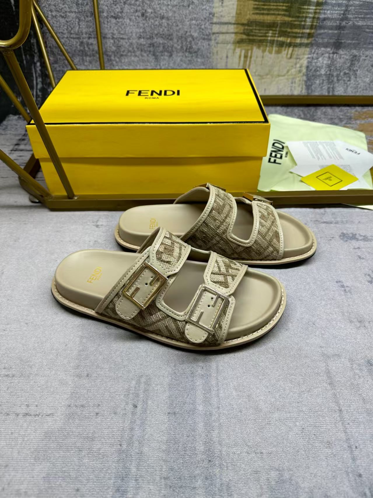 FENDI Slippers