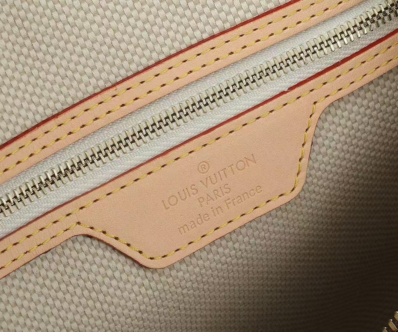 LV Speedy Bandoulière 30 Handbag