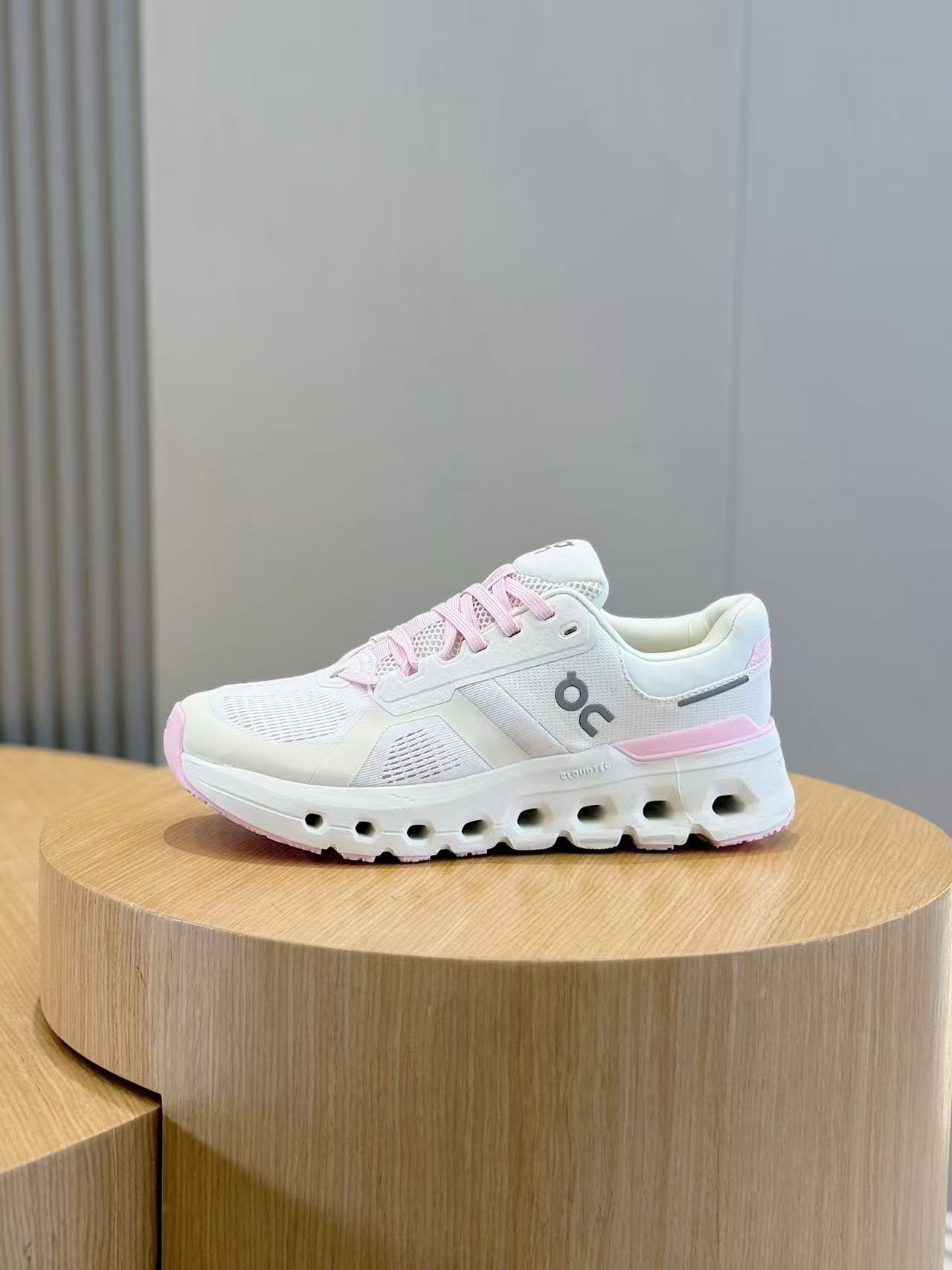 Cloudventure Sneakers