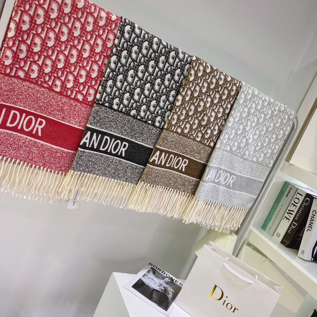 DIOR scarf