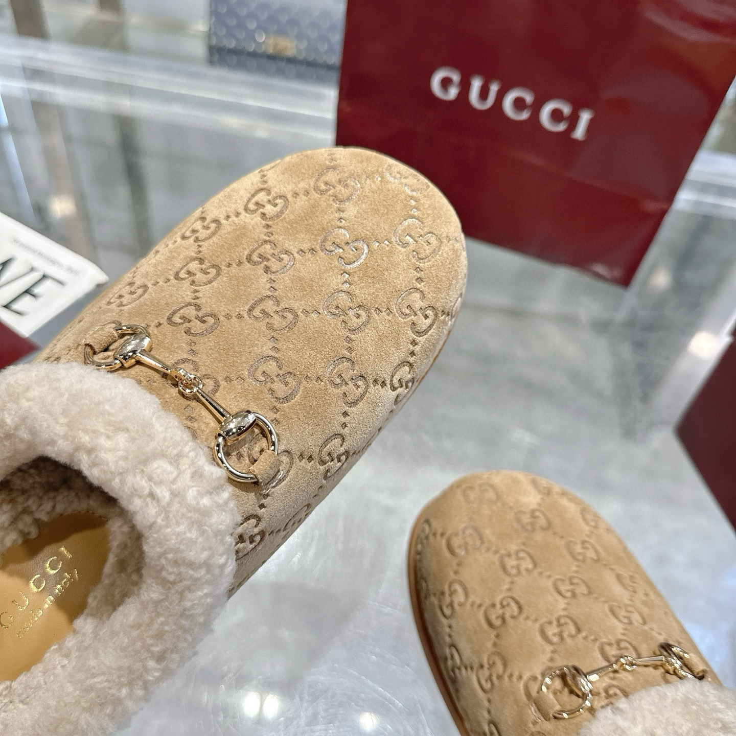 GUCCI Fur Slippers