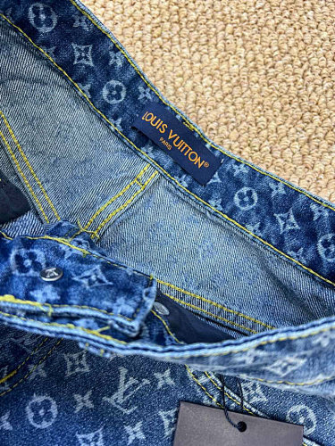 LV Jeans