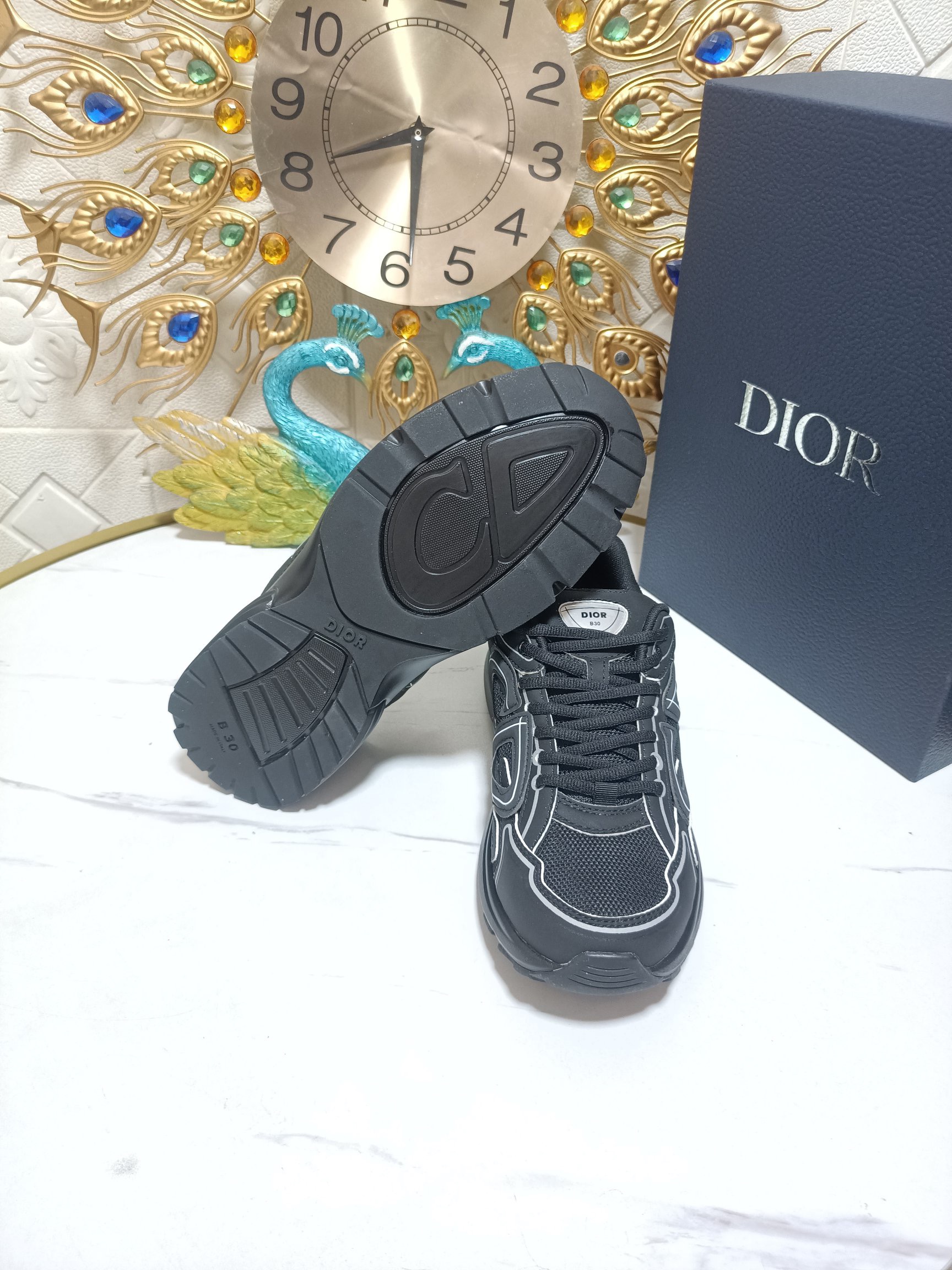 DIOR B30 Sneakers