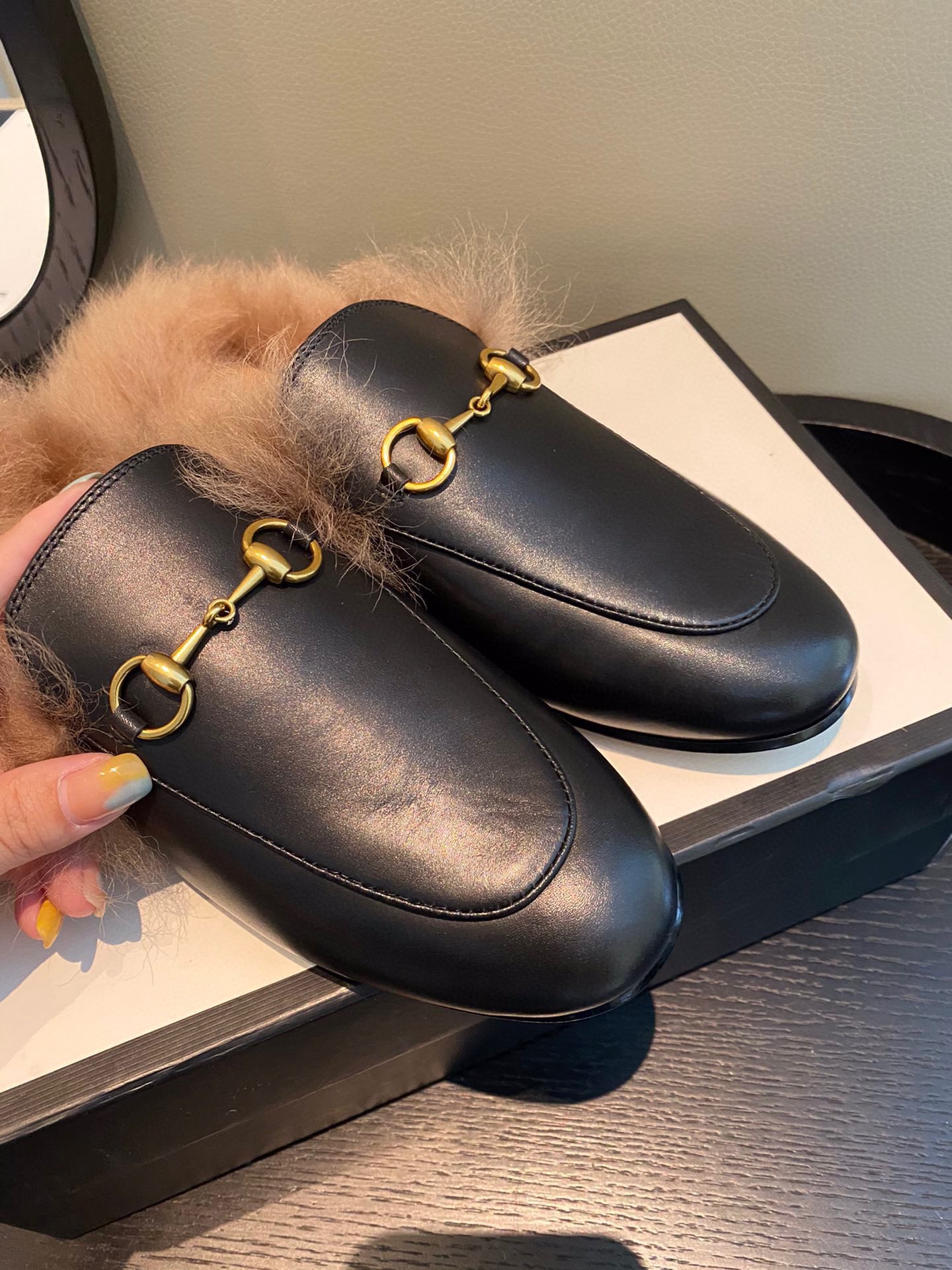 GUCCI Fur Sandals