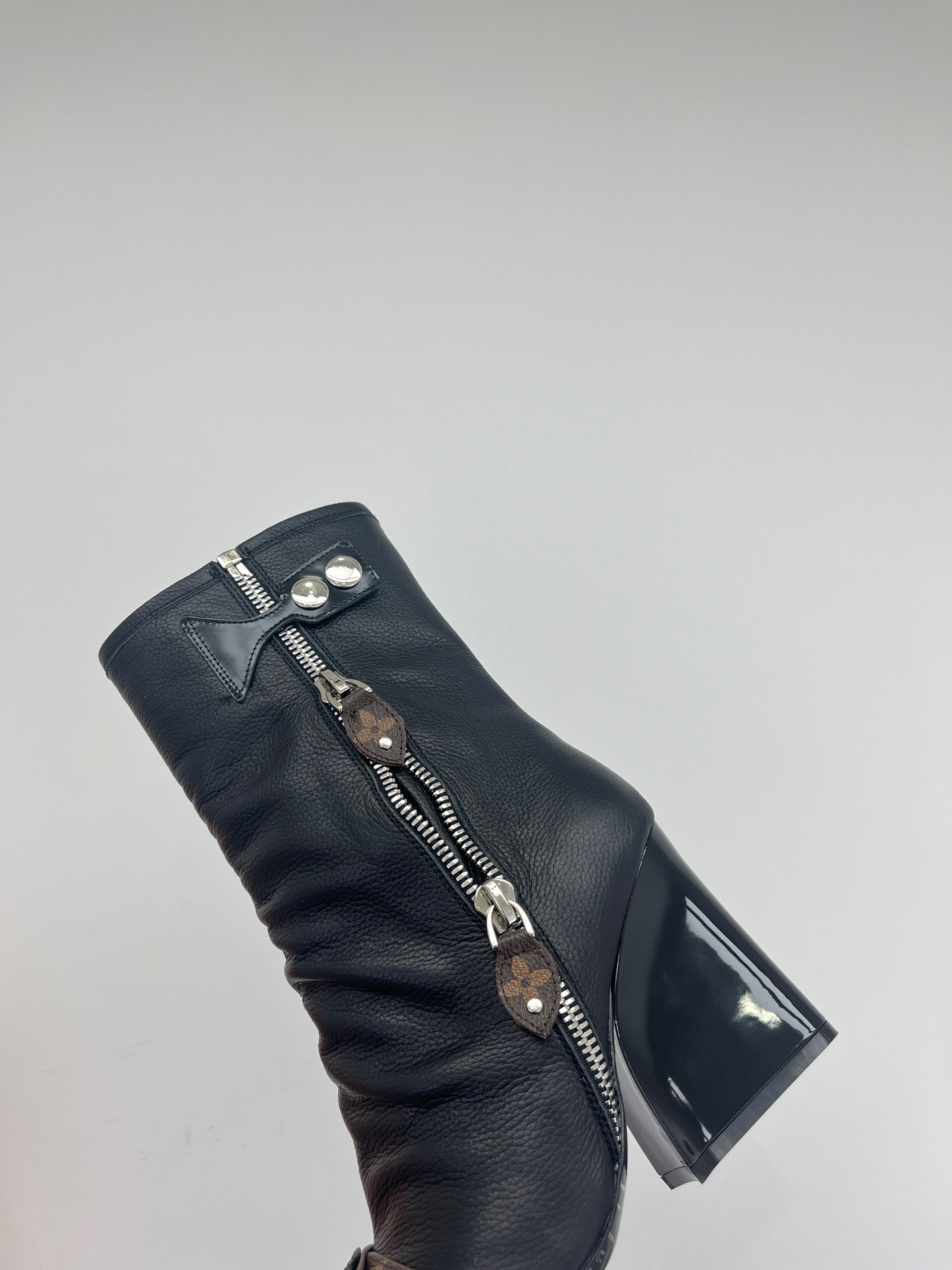 LV Metal nailed back zipper ankle boots