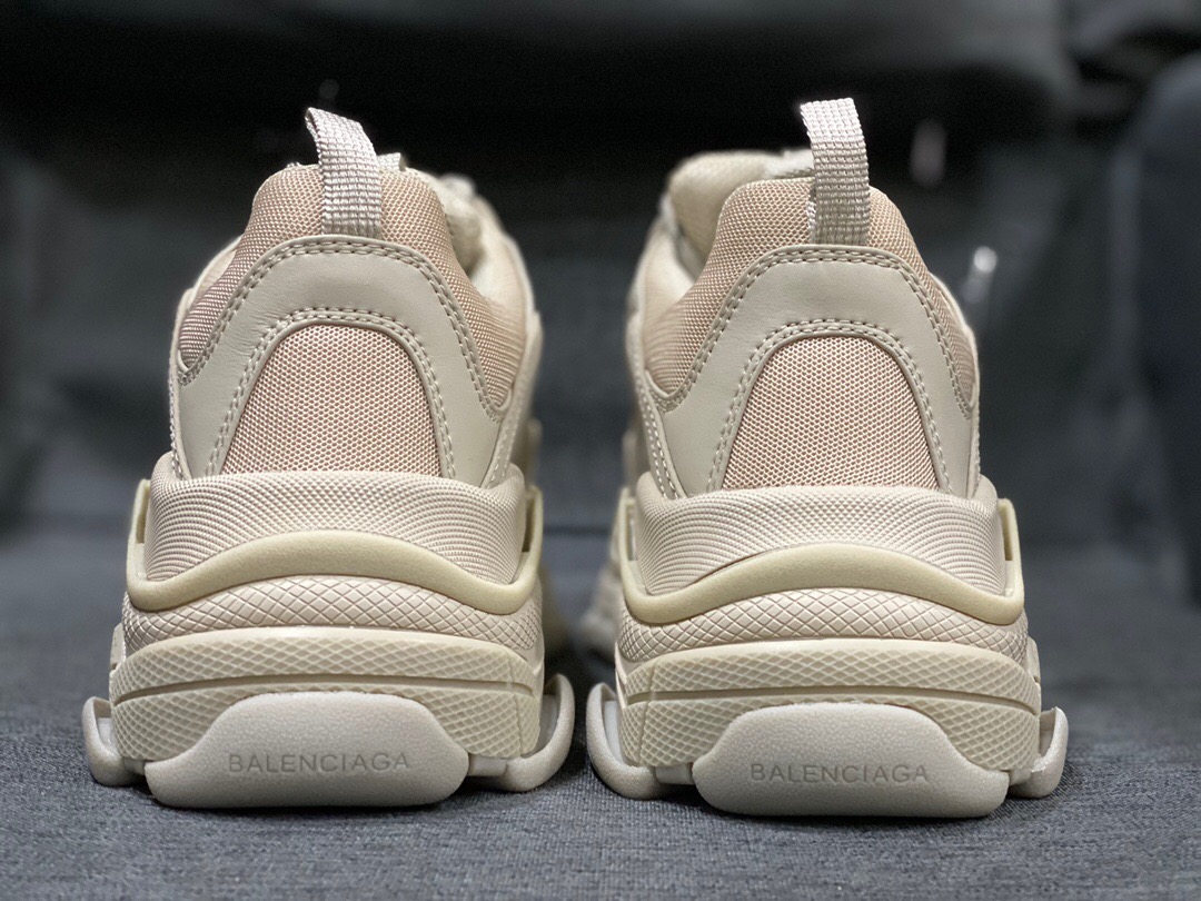BALENCIAGA TRIPLE S Sneakers