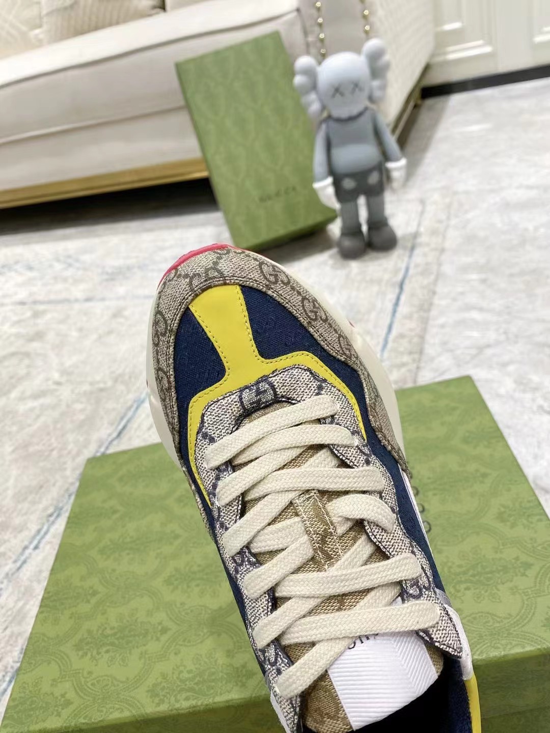 GUCCI Rhyton Sneakers