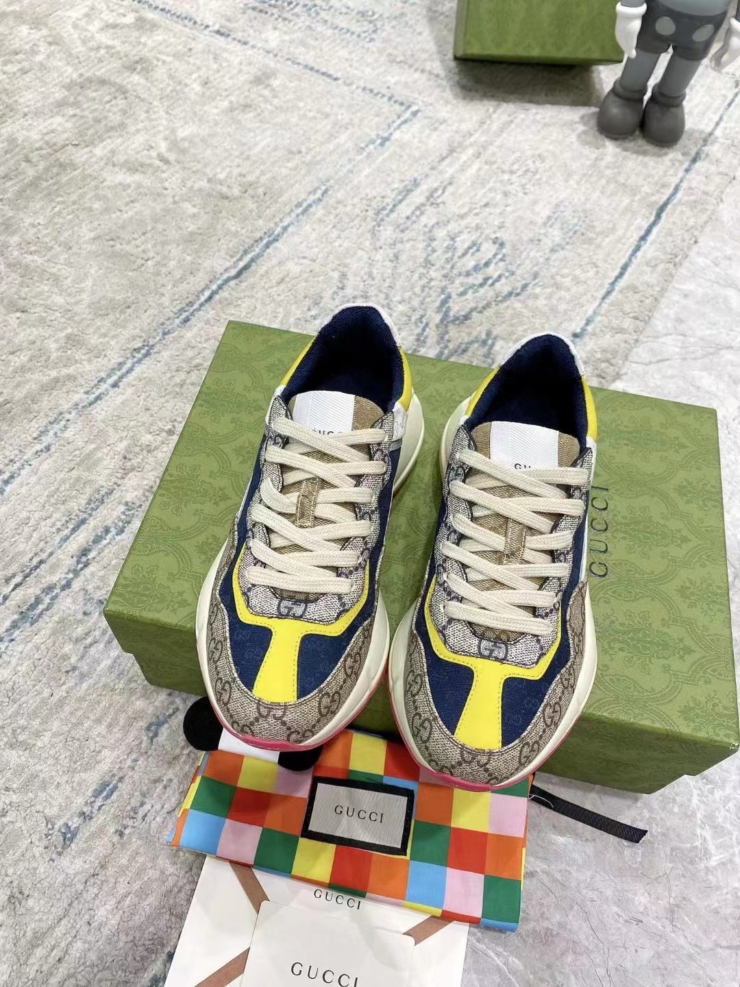 GUCCI Rhyton Sneakers