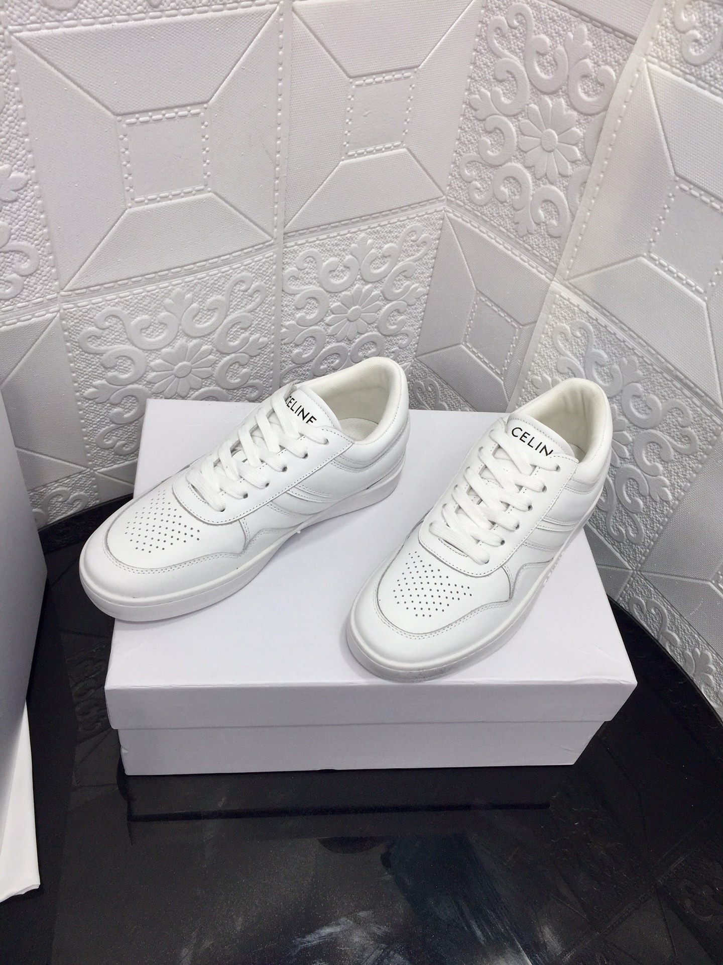 CELINE Casual Sneakers