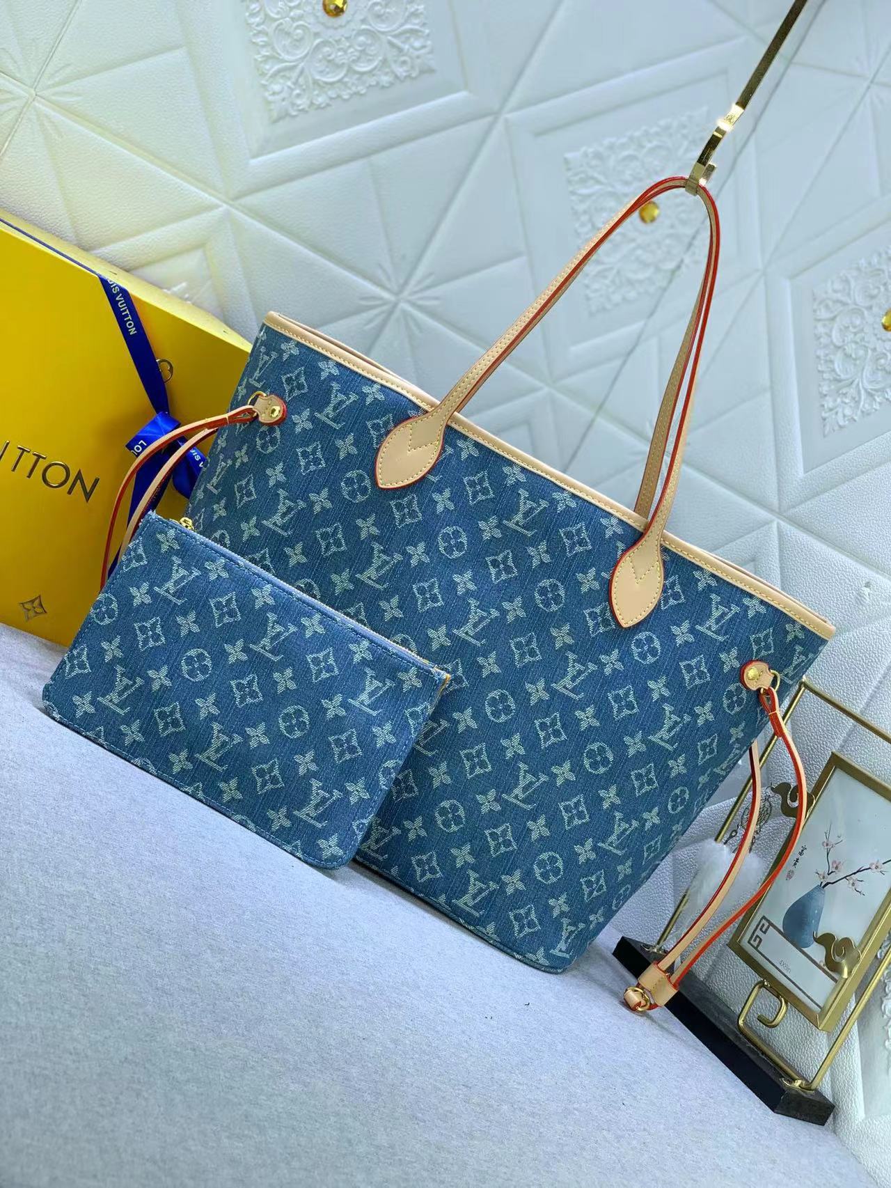 LV NEVERFULL Denim bag