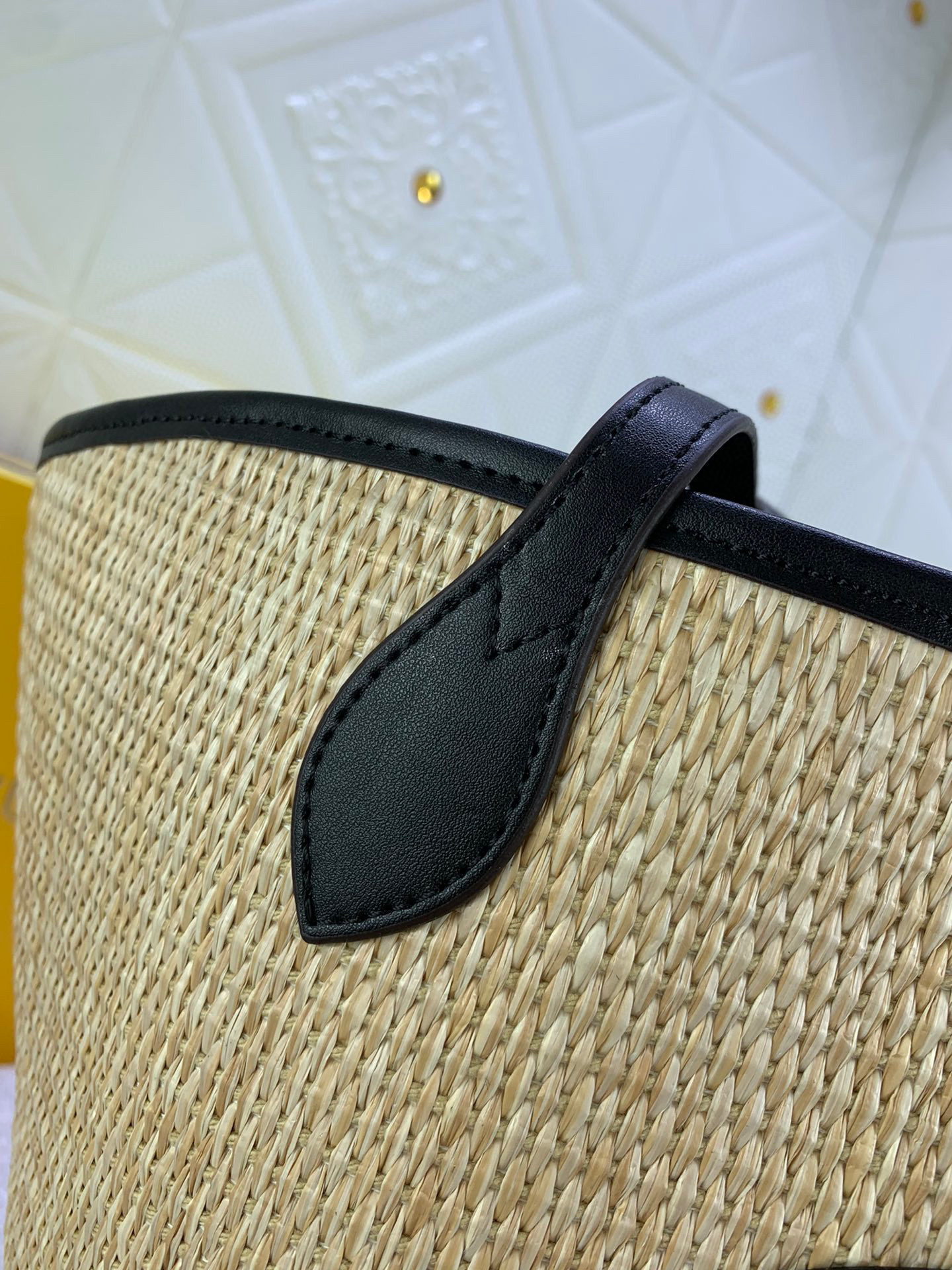 LV SAINT JACQUES Handbag