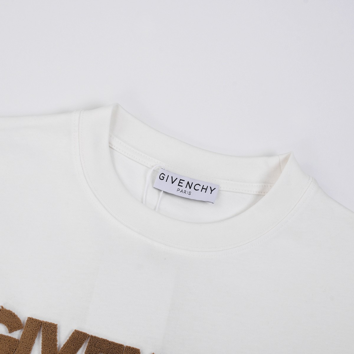 GIVENCHY T shirt