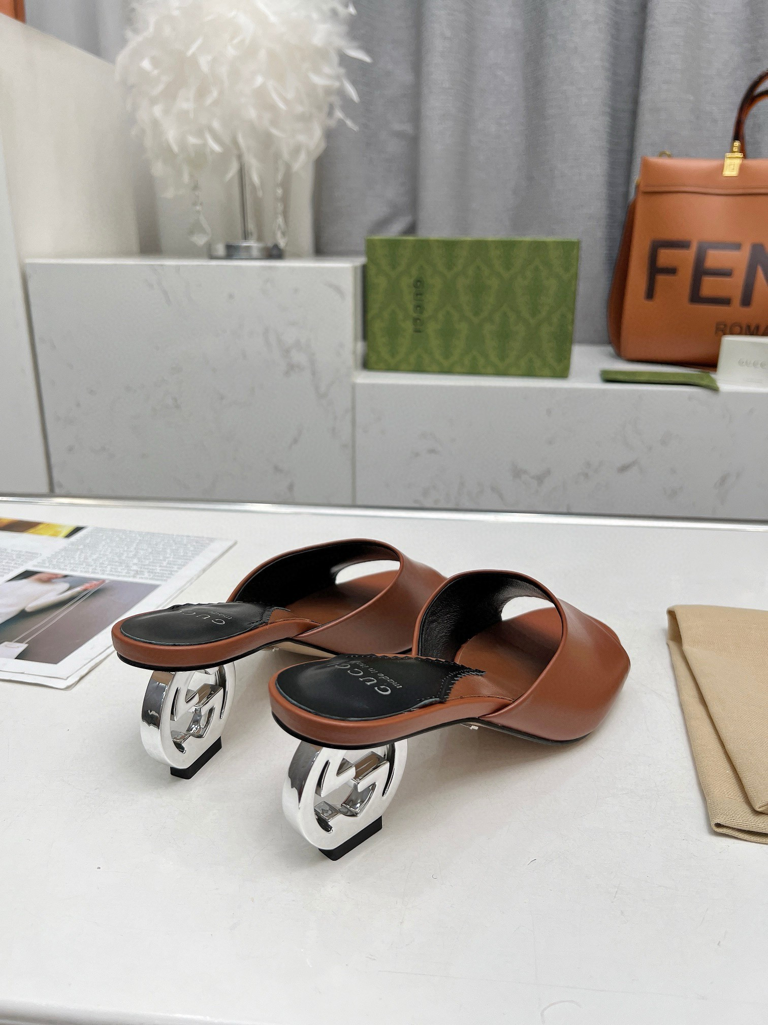 GUCCI G letter heel slippers