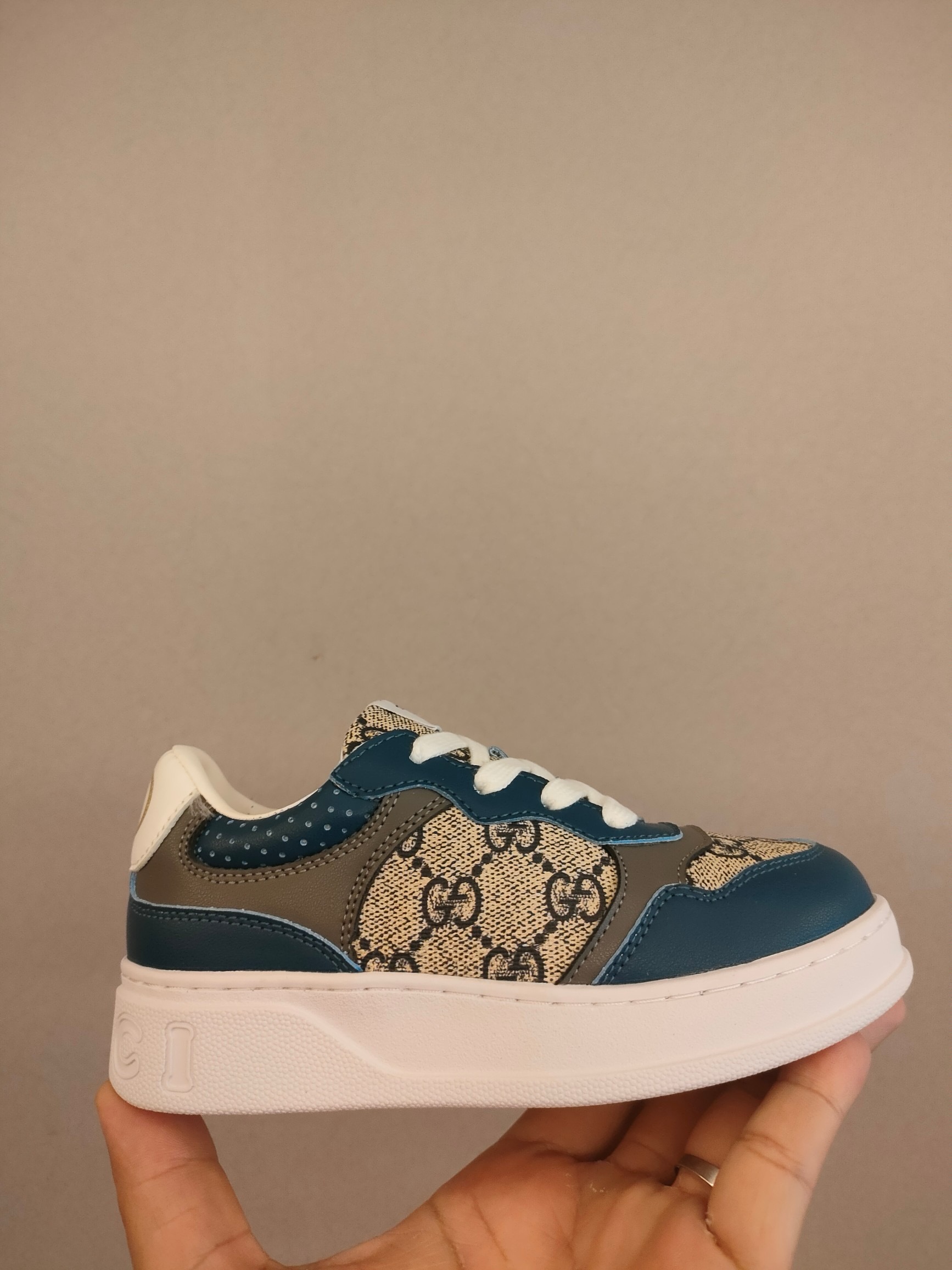 GUCCI kids shoes