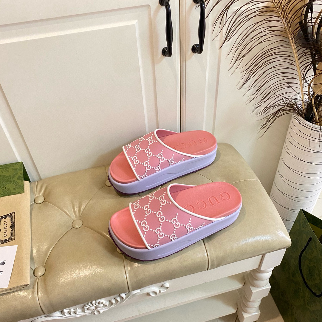GUCCI Slippers