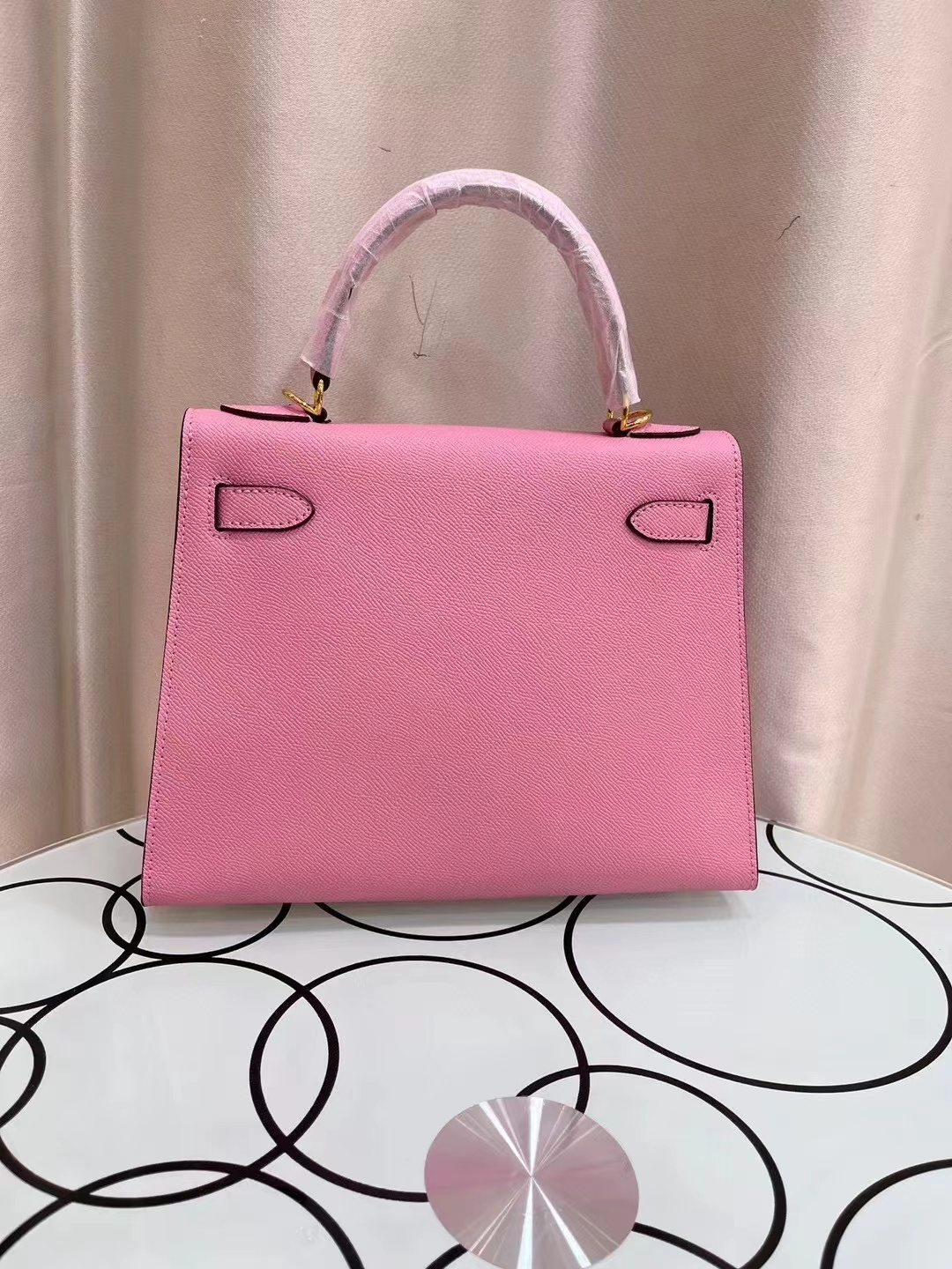 HERMES Kelly Handbag Small size