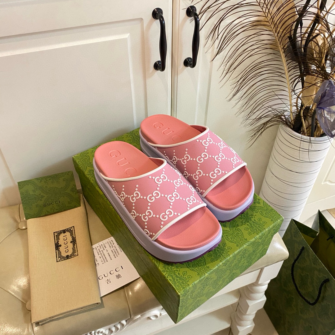 GUCCI Slippers