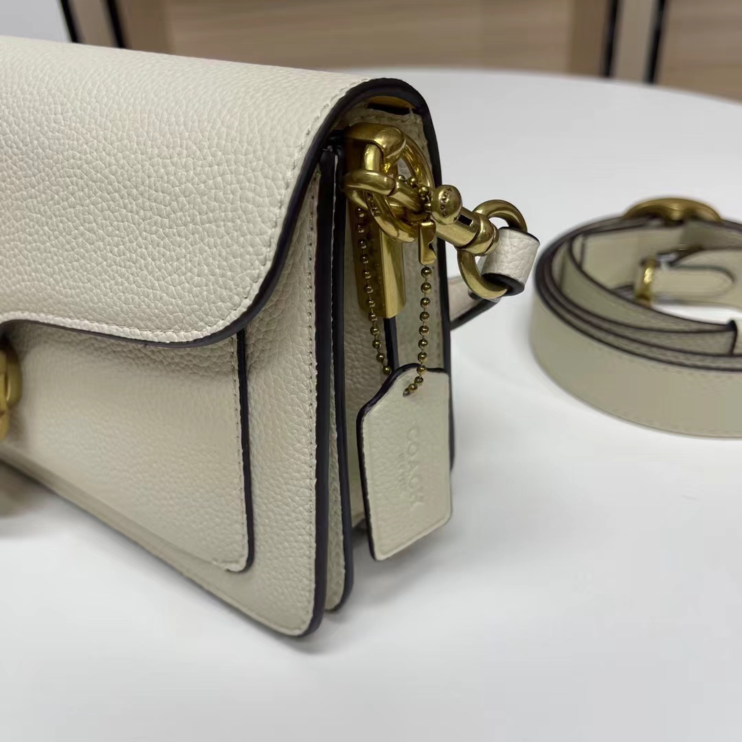 COACH Tabby Shoulder bag