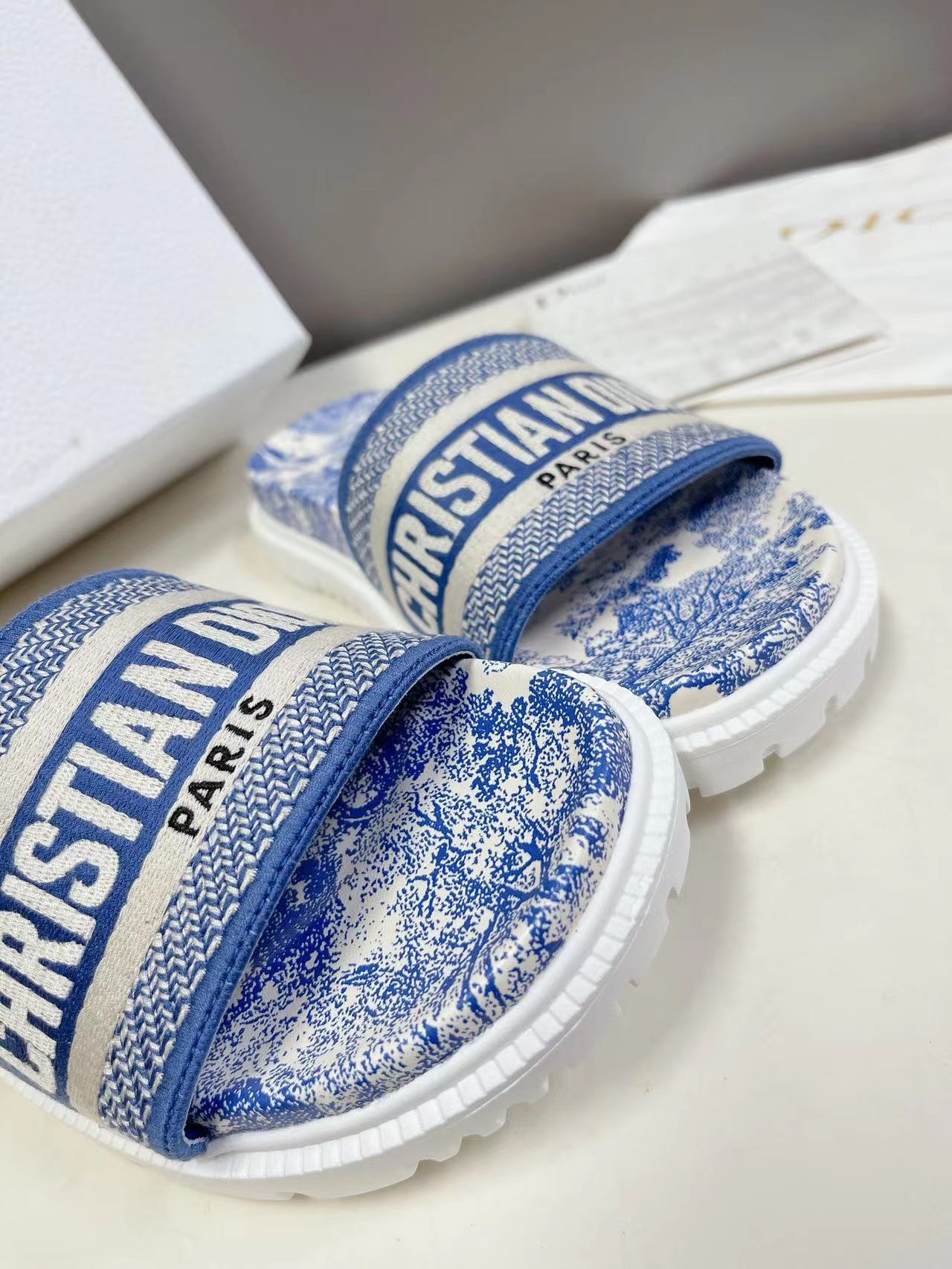 DIOR Slippers
