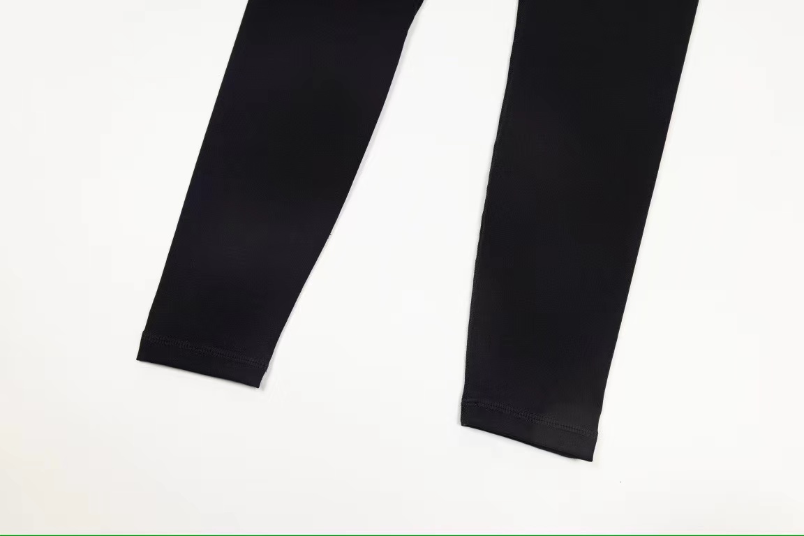 Lulu lemon yoga pants