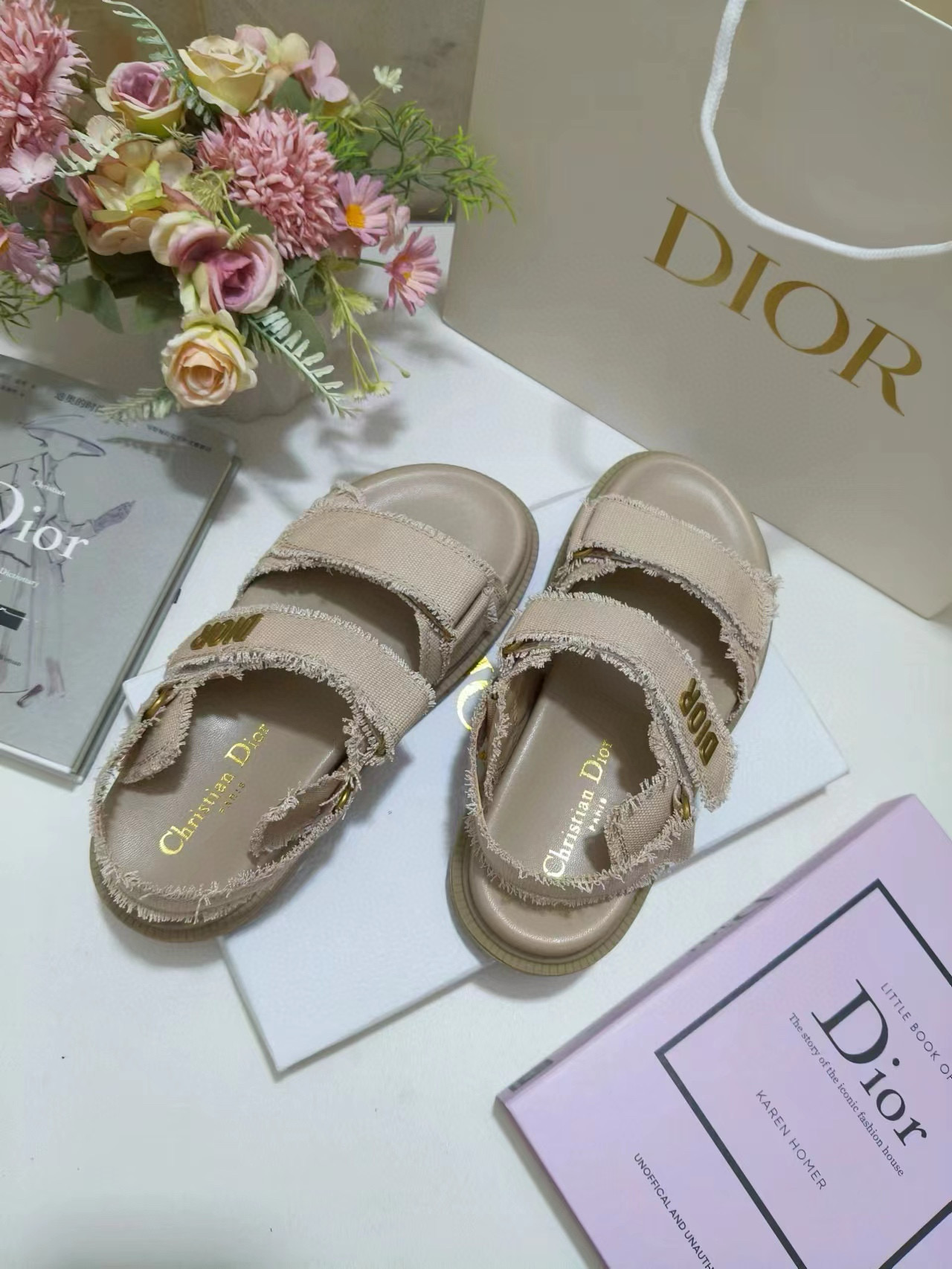 DIOR-act Sandals