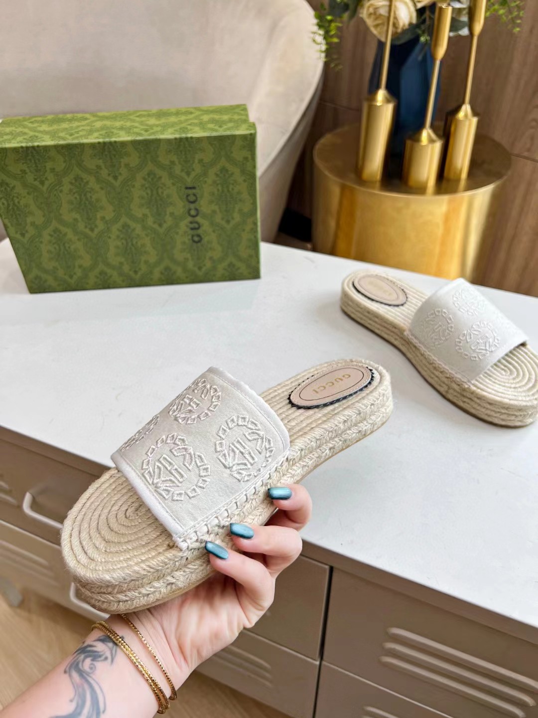 GUCCI Fisherman shoes