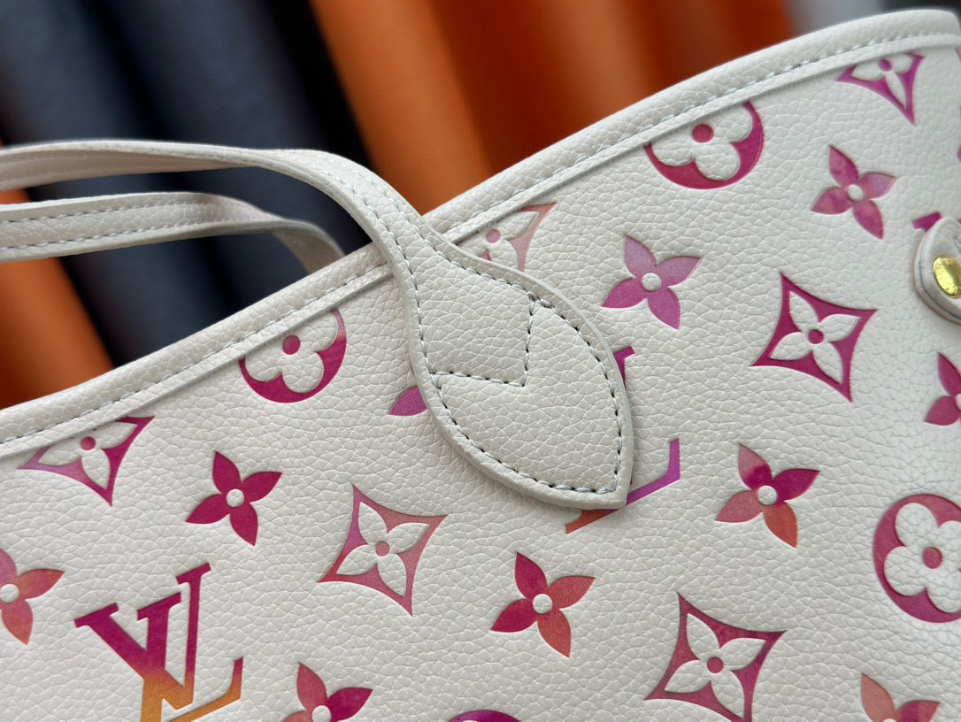 LV NEVERFULL Handbag