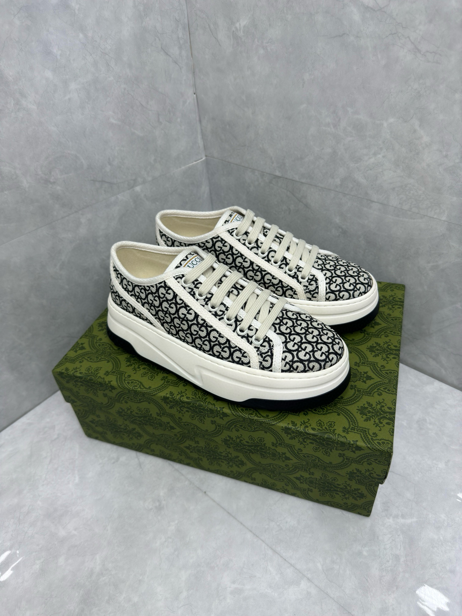 GUCCI TENNIS 1977 Sneakers