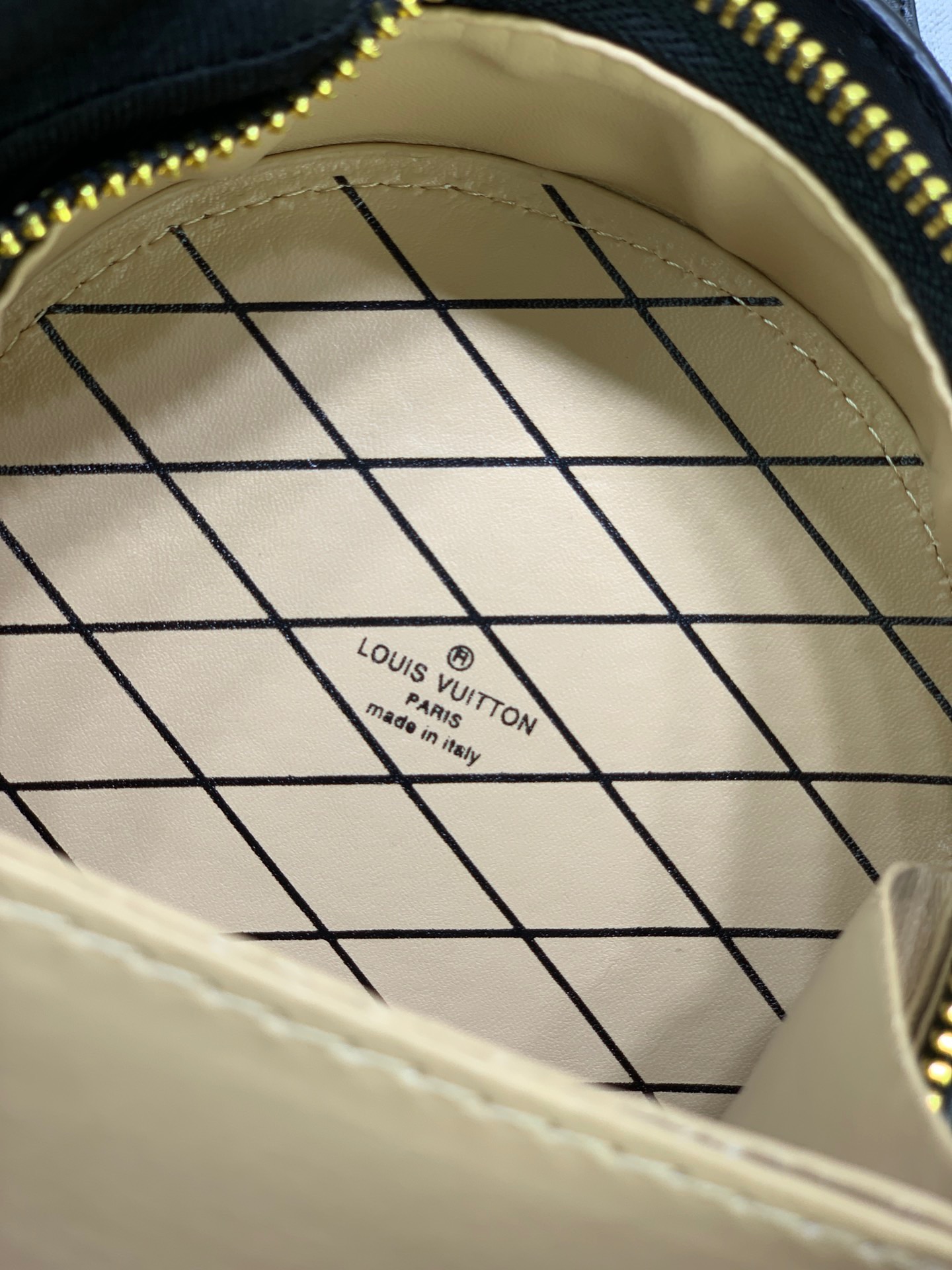 LV Mini Boite Chapeau Bag