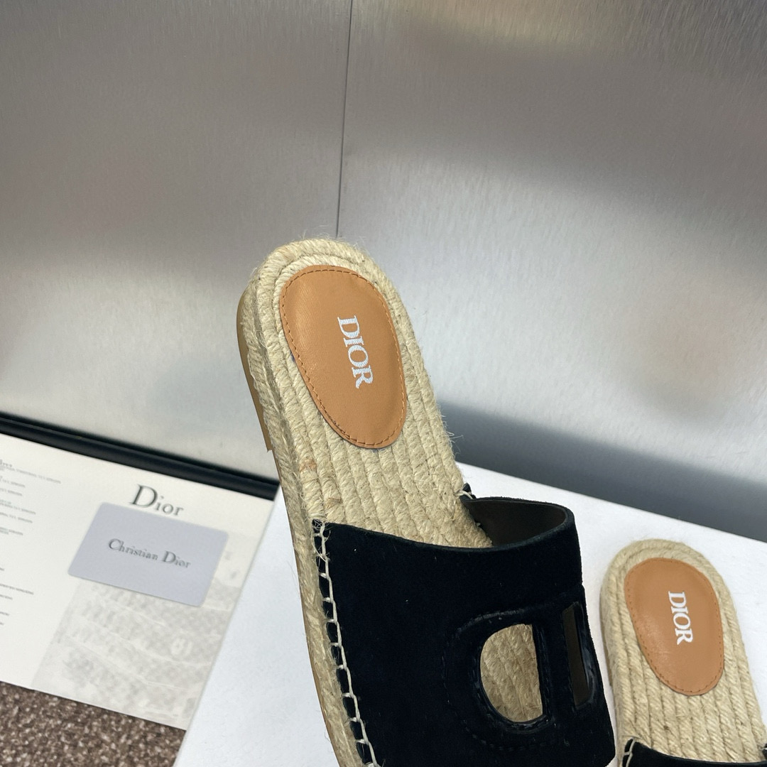 DIOR Fisherman Slippers