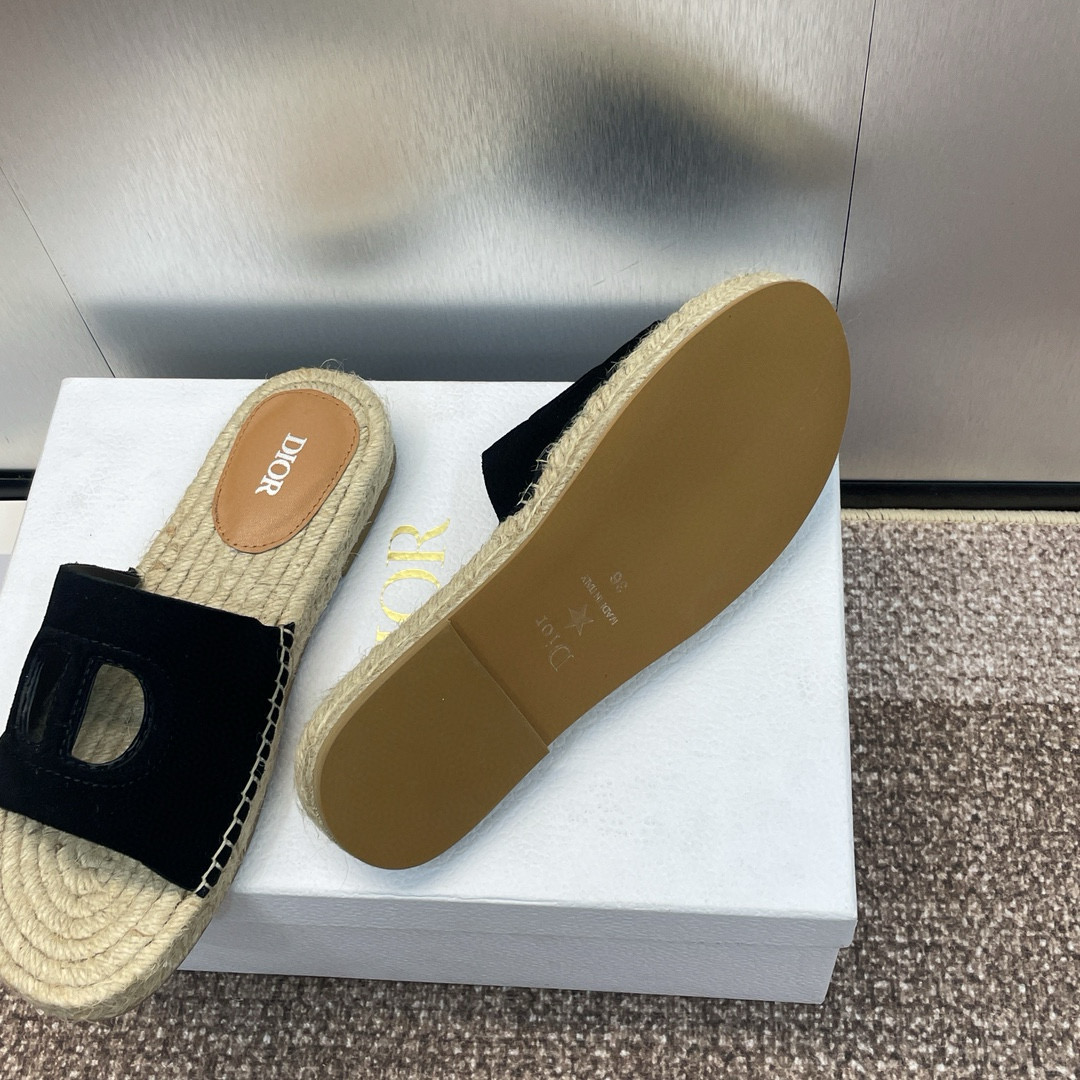 DIOR Fisherman Slippers