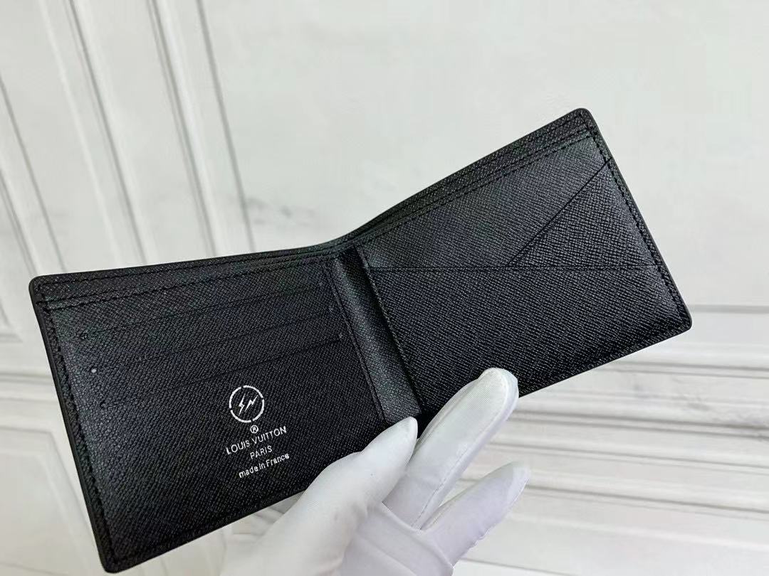 LV Card case