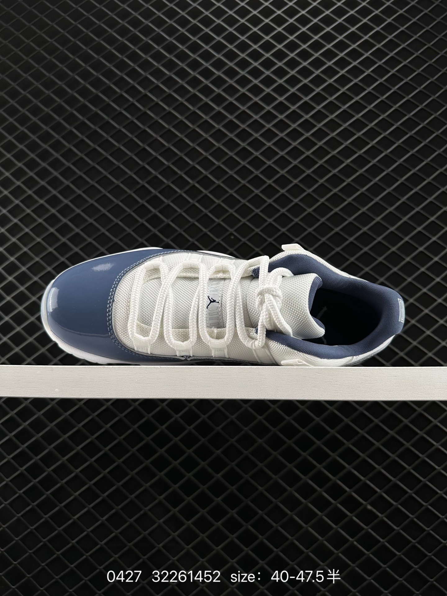 Air Jordan 11 Retro Low 